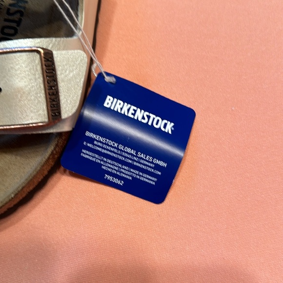 New Birkenstock Leather Sandals. Size 39. Cream. - Picture 7 of 7